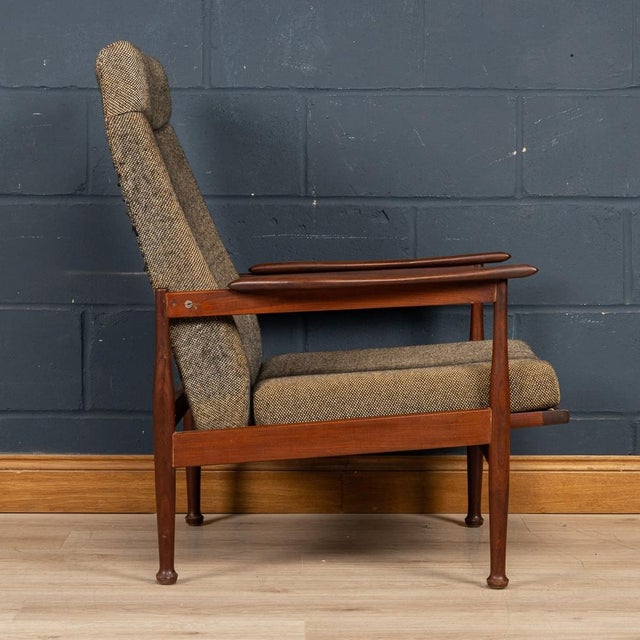 Wood English Manhattan Reclining Armchair by Guy Rogers, 1960s For Sale - Image 7 of 18
