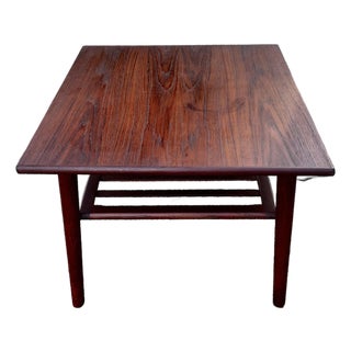 Mid Century Danish Modern Side Table With Slatted Shelf For Sale