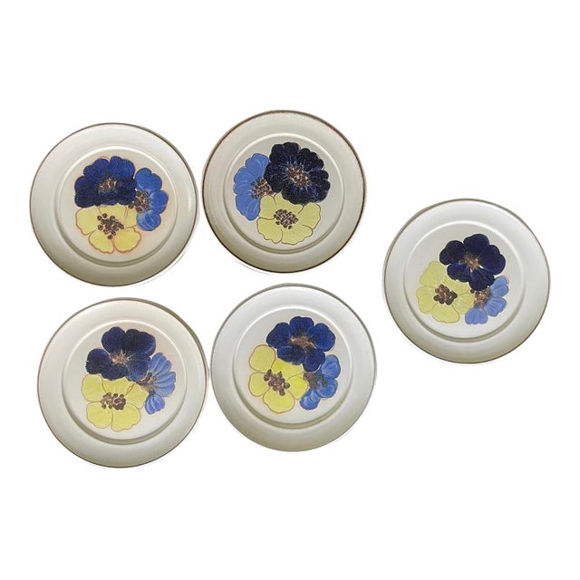 Set of Five (5) Vintage Denby Stoneware 8” Potpourri Blue Floral Hue Plates For Sale