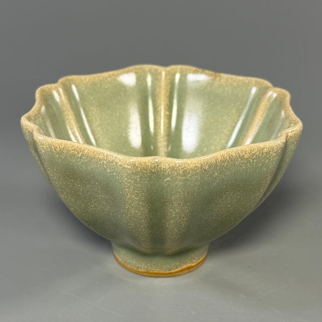 Fine Chinese celadon lobed floral‑form bowl. Elegant petal‑shaped body with soft matte‑green glaze, lovely textured...