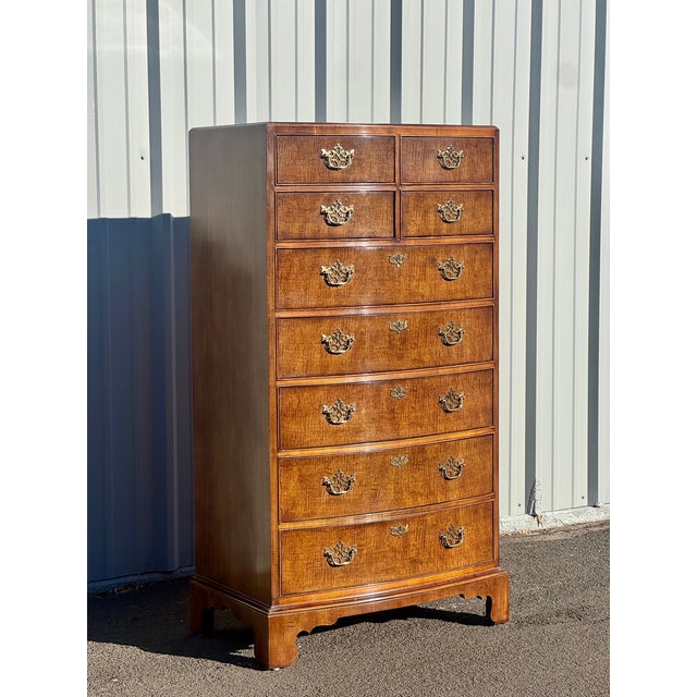 Chippendale Henredon Georgian Bow-Front Mahogany Highboy Chest For Sale - Image 3 of 9
