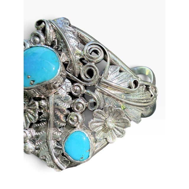 1980s Harry B. Yazzie Navajo Sterling Silver & Turquoise Floral Cuff Bracelet For Sale In New York - Image 6 of 10