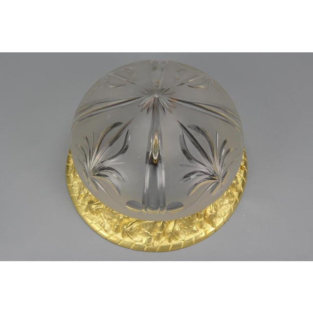 French Art Nouveau Flush Mount in Bronze and Cut Glass, 1920 For Sale - Image 3 of 18