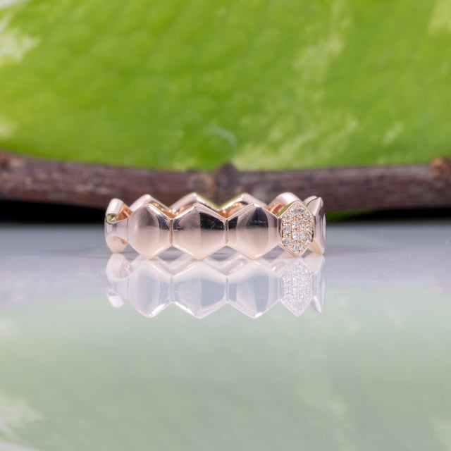 Gold Natural Diamond Ring in 14k Gold | Unique Geometric Band Ring, Size 6.75 For Sale - Image 8 of 10