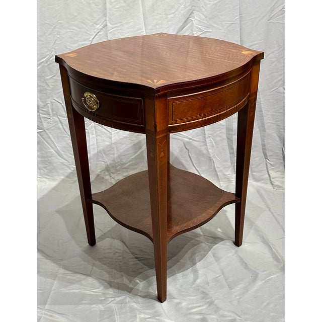 English Mahogany Side Table With Satinwood Inlay by Baker, Historic Charleston Collection For Sale - Image 3 of 11