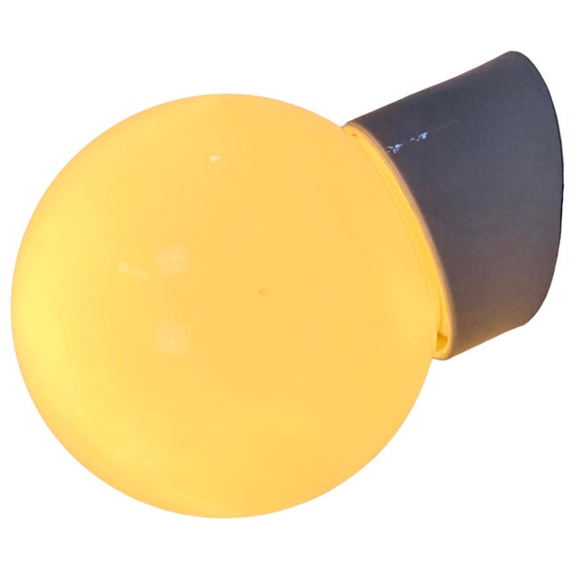 Vintage White Porcelain Wall Light, 1970s For Sale - Image 10 of 11