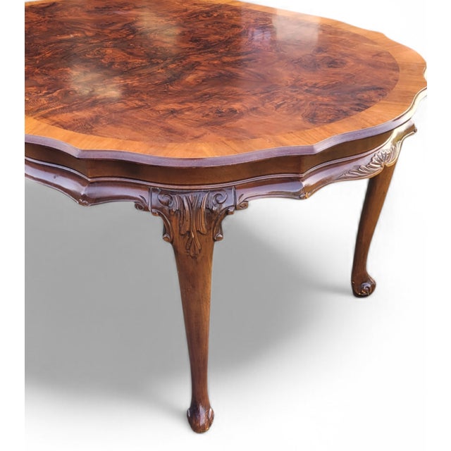 Antique Early 20th Century Louis XVI French Oval Dining Table in Walnut & Mahogany For Sale - Image 3 of 13