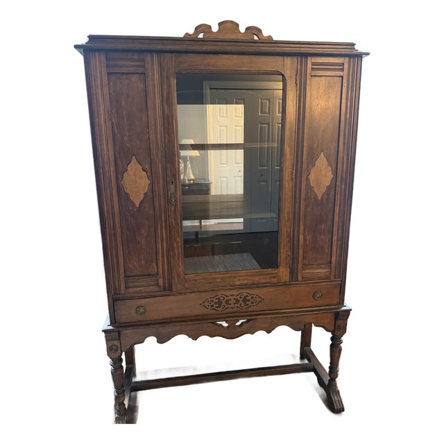 Antique Colonial Revival Walnut Mirrored Display Cabinet With Drawer, C. 1920s For Sale
