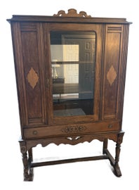Example of China and Display Cabinets in Buffalo