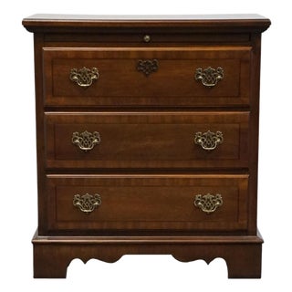 Late 20th Century Stanley Furniture Stoneleigh Collection Solid Mahogany Traditional 26" Three Drawer Nightstand For Sale
