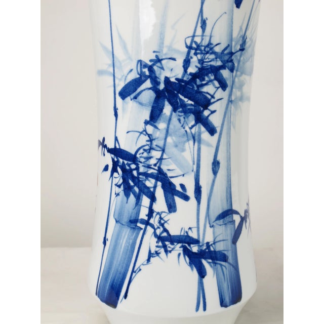 Chinoiserie Blue and White Porcelain Bamboo Vase For Sale In Greensboro - Image 6 of 7