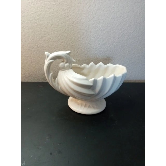 Ceramic 1950s McCoy Beige Scalloped Planter For Sale - Image 7 of 7