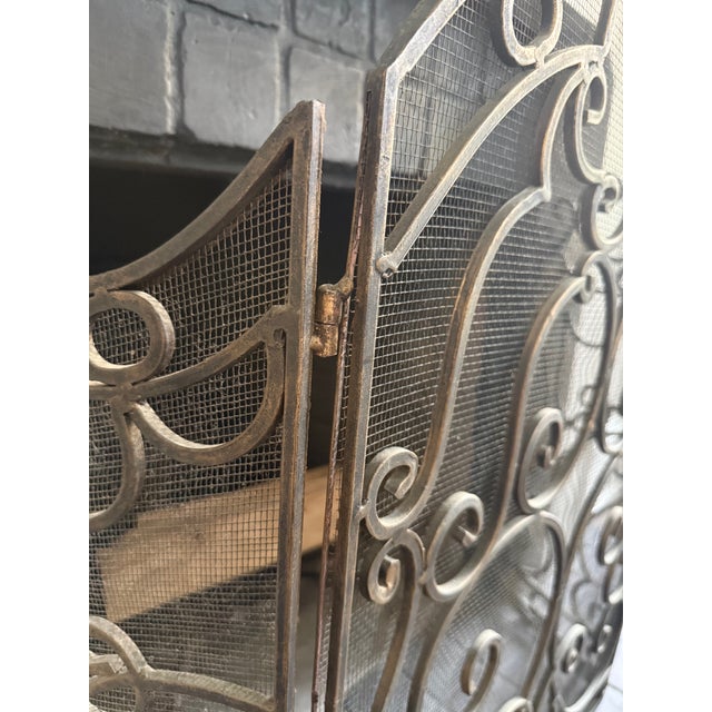 French Provincial Ornate 3-Panel Solid Wrought Iron Fireplace Screen – Scrollwork For Sale - Image 3 of 4