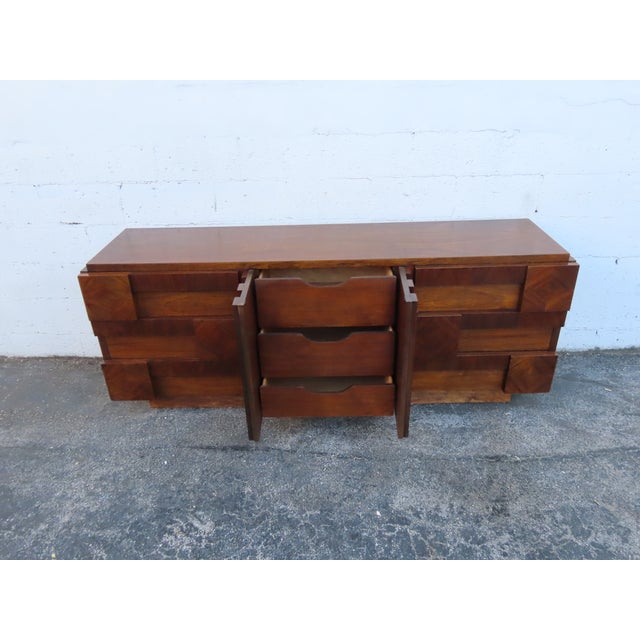 Lane Brutalist Mid Century Modern Long Dresser Tv Cabinet 6304 For Sale - Image 10 of 17