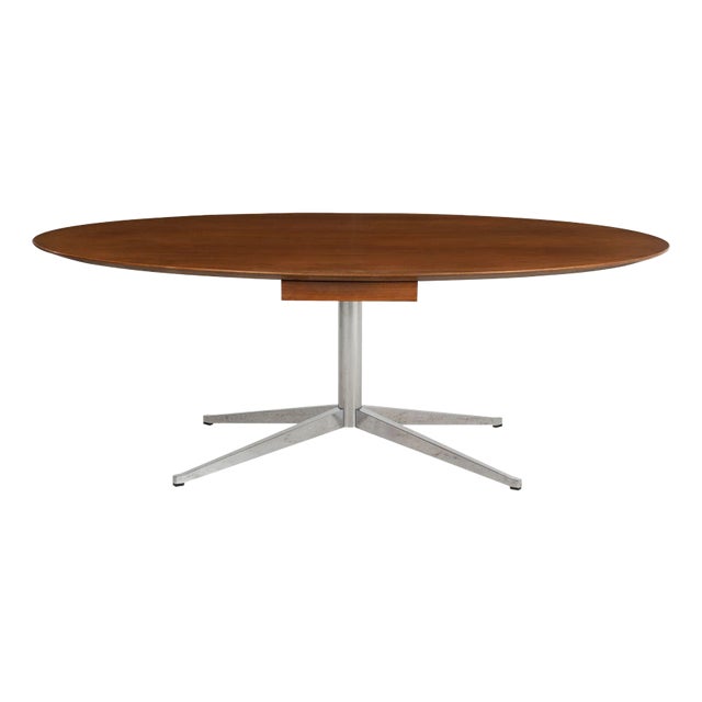 Florence Knoll for Knoll International Oval Desk With Drawer in Walnut 1960 For Sale