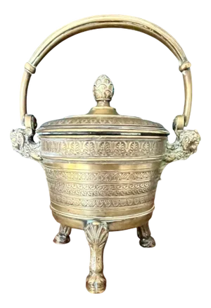 Early 18th Century Mini Tripod Cauldron in Gilded Bronze attributed to Gouthière Pierre, France