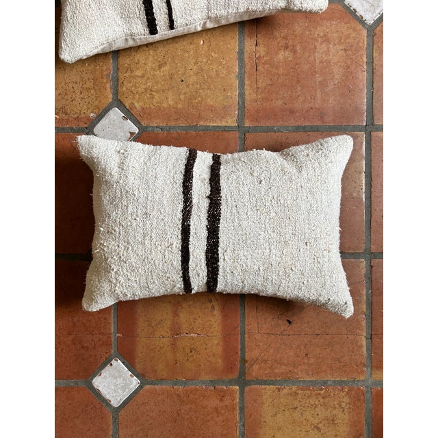 Vintage Handmade Pair of Turkish Kilim Pillows For Sale In Washington DC - Image 6 of 10