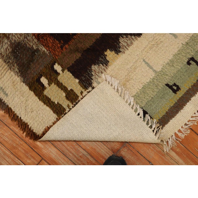 Mid-Century Modern Swedish Rya Rug dated 1967 rug no. j3618 For Sale - Image 3 of 7