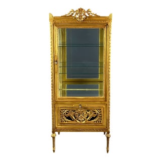 20th Century Louis XVICarved and Gilded Wooden Display Case For Sale