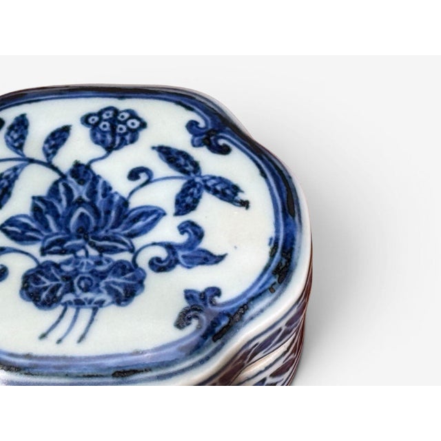 Emperor Xuande Marked Diminutive Lidded Box, Blue and White Porcelain For Sale - Image 15 of 17