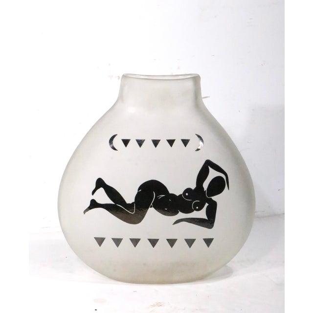 Cameo Art Glass Vase Att. To Fellerman and Raabe C. 1990's For Sale - Image 9 of 13