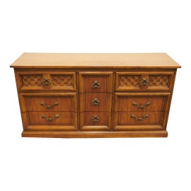 Example of Dixie Furniture Co. Dressers and Chests of Drawers