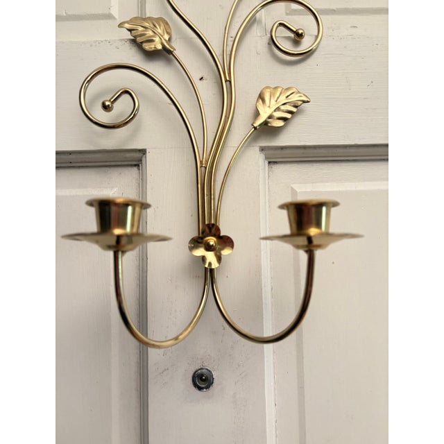 Great vintage condition, sturdy. It hangs on the wall. Believed to have been made by HOMCO. Smoke free.