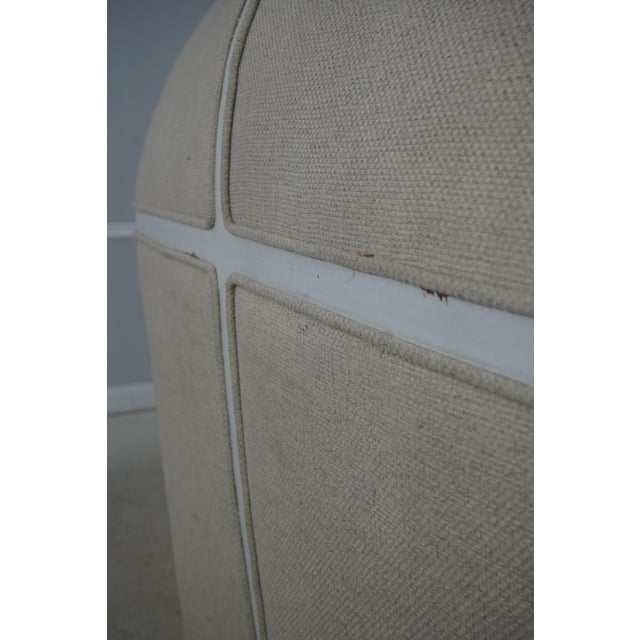 Louis XV Style Hooded Throne 2 Seat Porter Settee For Sale - Image 15 of 18