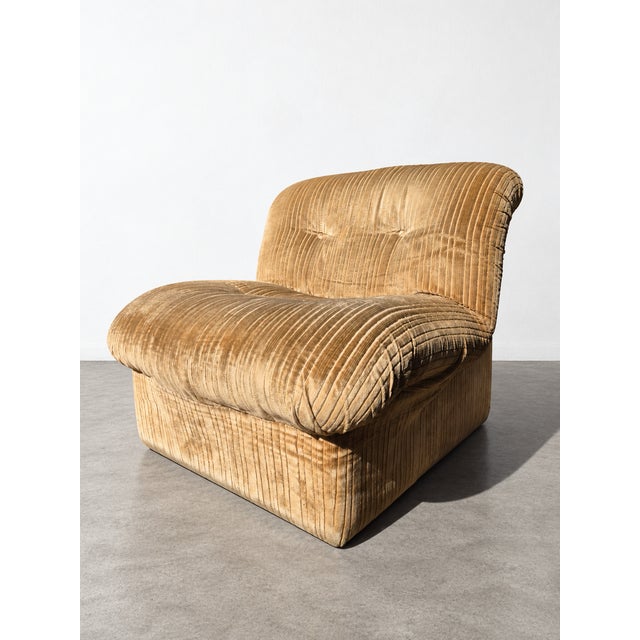 Beige Corduroy Lounge Chair by Mario Bellini for B&B Italia / C&B Italia, 1970s For Sale - Image 8 of 11