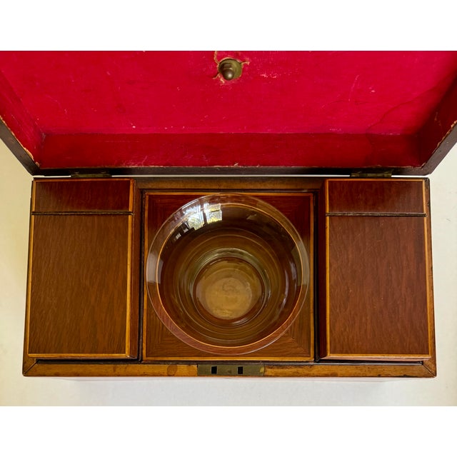 Victorian Mid-19th Century English Mahogany Tea Caddy Chest With Glass Mixing Bowl For Sale - Image 3 of 15