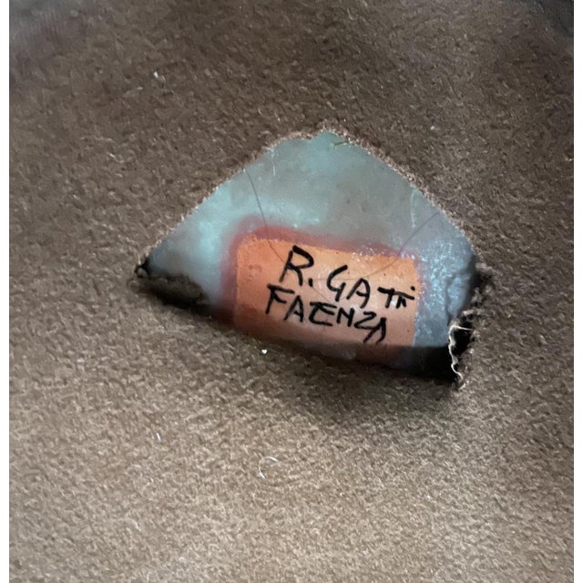 Important glazed ceramic vase dating back to the mid-1930s. Signed on the base. Produced in Faenza. This piece has an...