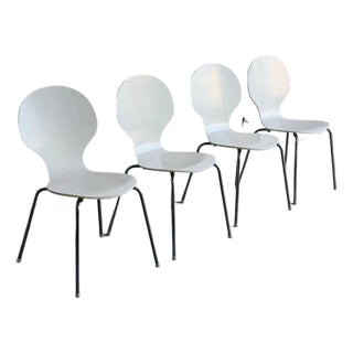 Mid 20th Century Set of 4 Danish Modern White Stacking Dining Chairs Mid Century Chrome Chairs For Sale