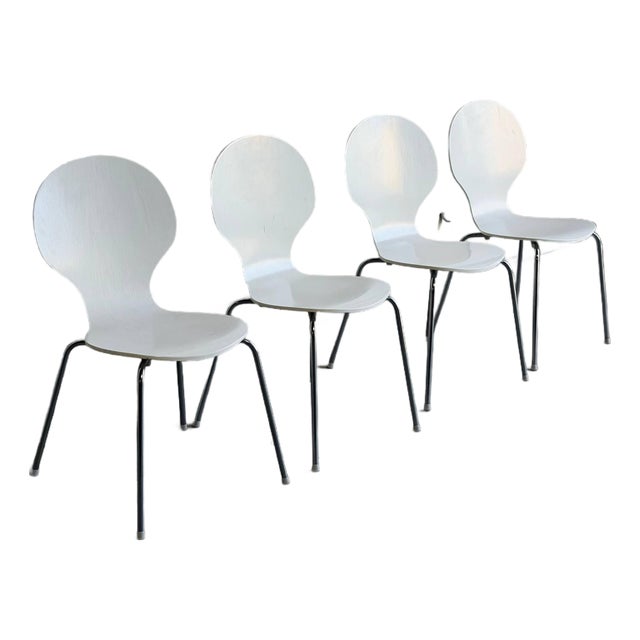 Mid 20th Century Set of 4 Danish Modern White Stacking Dining Chairs Mid Century Chrome Chairs For Sale