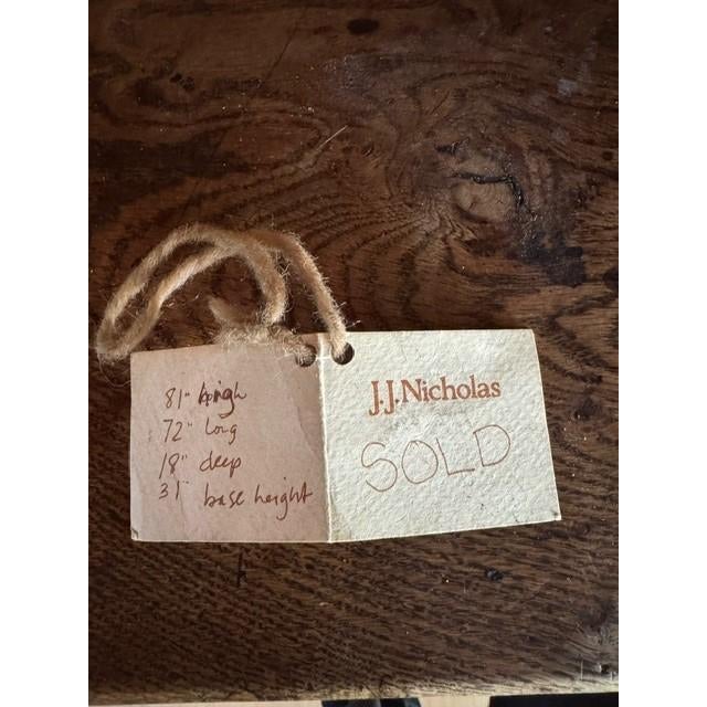 18th Century 1730’s English Oak Welsh Dresser With Plate Rack in Excellent Condition For Sale - Image 5 of 9