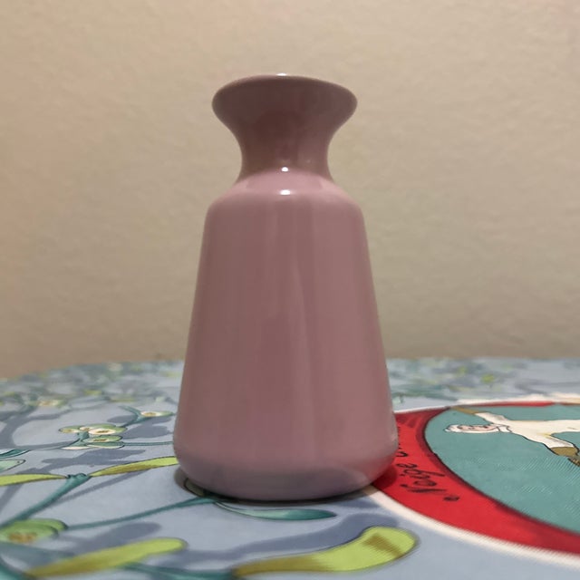 Mid-Century Modern Style Lavender Ceramic Bud Vase Minimalist Porcelain Solifleur For Sale In Minneapolis - Image 6 of 6
