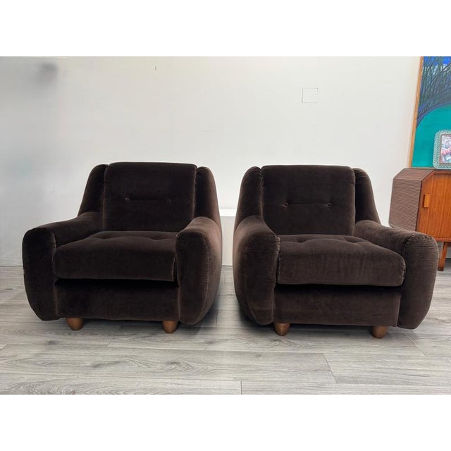 Vintage Italian Lounge Chairs in Chocolate Brown Velvet, 1970s, Set of 2 For Sale - Image 9 of 10