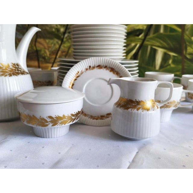 Porcelain Modulation Coffee and Dessert Service by Tapio Wirkkala for Rosenthal Studio-Line, Germany, 1970s, Set of 39 For Sale - Image 4 of 13