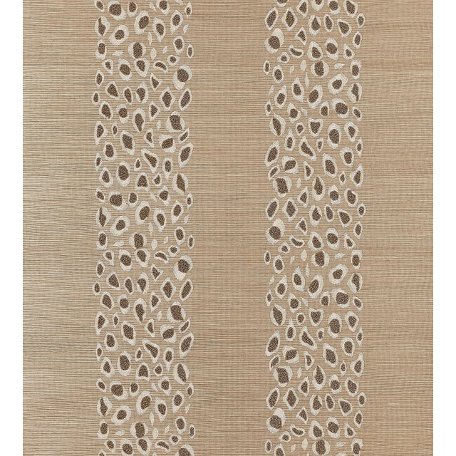 Contemporary The House of Scalamandré Catwalk Embellished Grasscloth Wallcovering, Desert For Sale - Image 3 of 3