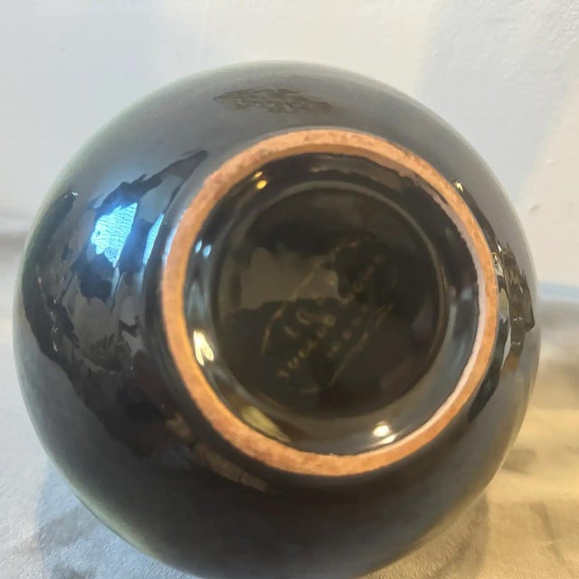 1930s Art Deco Air Brushed Black and Yellow Ceramic Italian Jug by Icap For Sale - Image 6 of 8