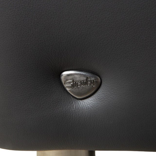 Green Leather Como Two-Seater Sofa from Stressless For Sale - Image 13 of 17