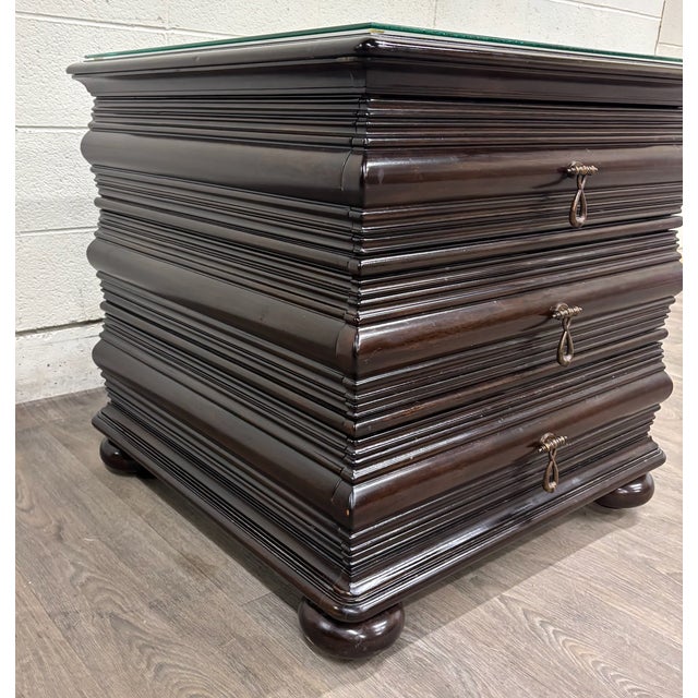 Tommy Bahama Vintage Tommy Bahama Royal Kaha Black Sands Mahogany Lamp Table Chest Nightstand For Sale - Image 4 of 16