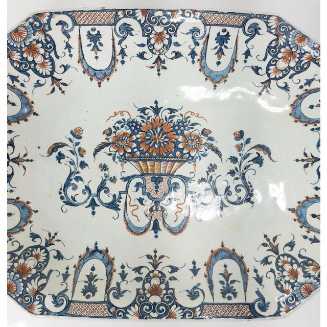 The School of Paris 18th Century French Cashmire Palette Faience Platter For Sale - Image 3 of 13