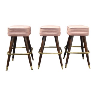 Retro Pink Vinyl Bar Stools - Set of 3 For Sale