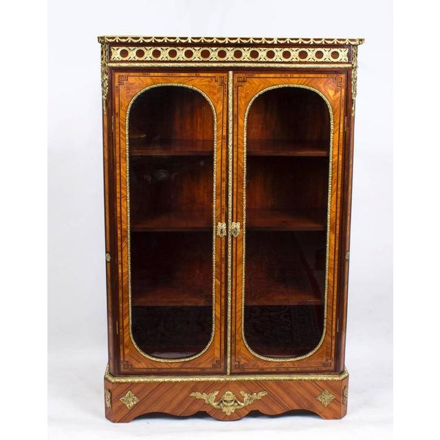 19th Century Victorian Burr Walnut Low Display Cabinet For Sale - Image 4 of 6