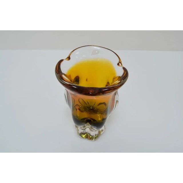 Glass Art Glass Vase attributed to Josef Hospodka for Glasswork Chribska, 1960s For Sale - Image 7 of 11