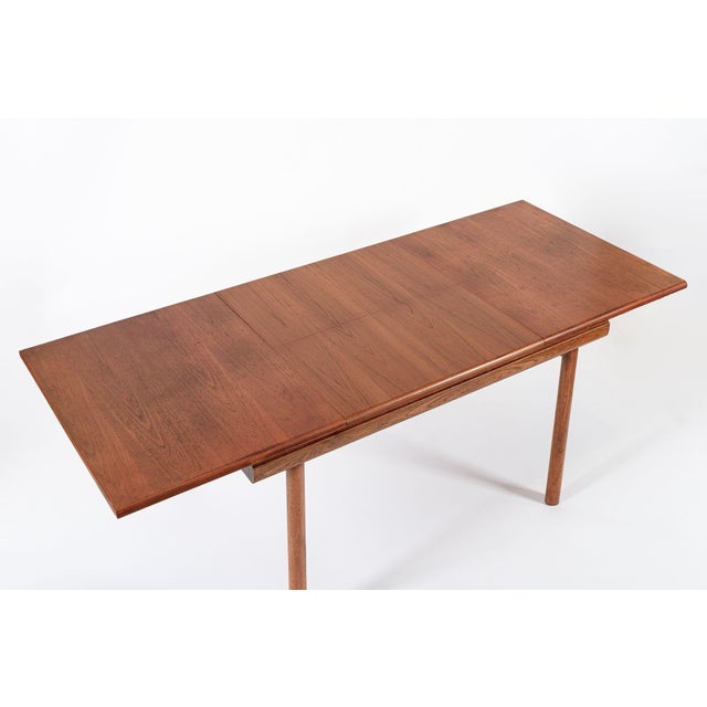 Brown Mid Century English Teak Extension Dining Table by White & Newton For Sale - Image 8 of 11