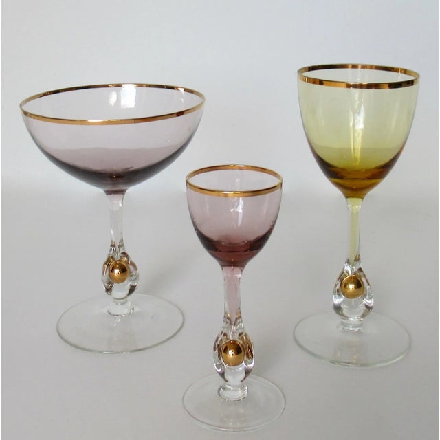 1950s C.1950's Czech Josef Stanik Hand-Blown Crystal Gold-Rimmed Stemware With Encapsulated Gold Nugget Stems- 3 Pieces For Sale - Image 5 of 10