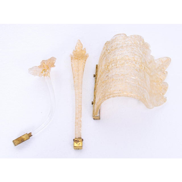 Grand Hotel Wall Sconce in Golden Murano Glass & Brass from Barovier & Toso, 1960s For Sale - Image 12 of 13