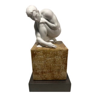 Lladró Scientia Porcelain Man Figurine Matte Finish #1018018 Mint Condition! For Sale