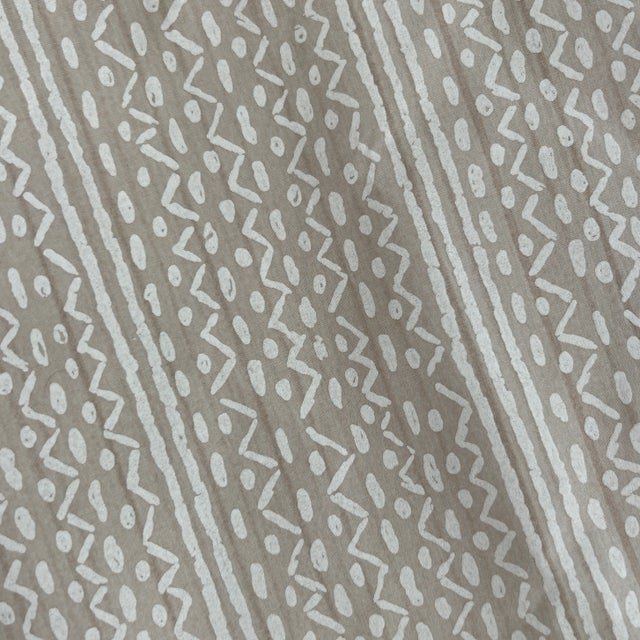 2020s Peter Fasano Angelina in Cream Tonal White on Off White Cotton Printed Fabric- 1 Yard For Sale - Image 5 of 5